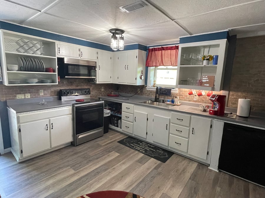 Furnished Finder property 716503_1 photo 3