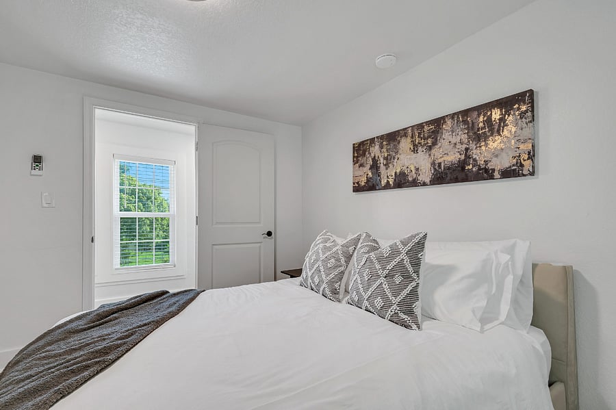 Furnished Finder property 716524_1 photo 22