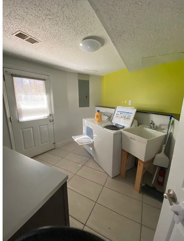 Furnished Finder property 716535_1 photo 25
