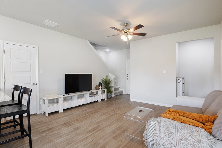 Furnished Finder property 716541_1 photo 3