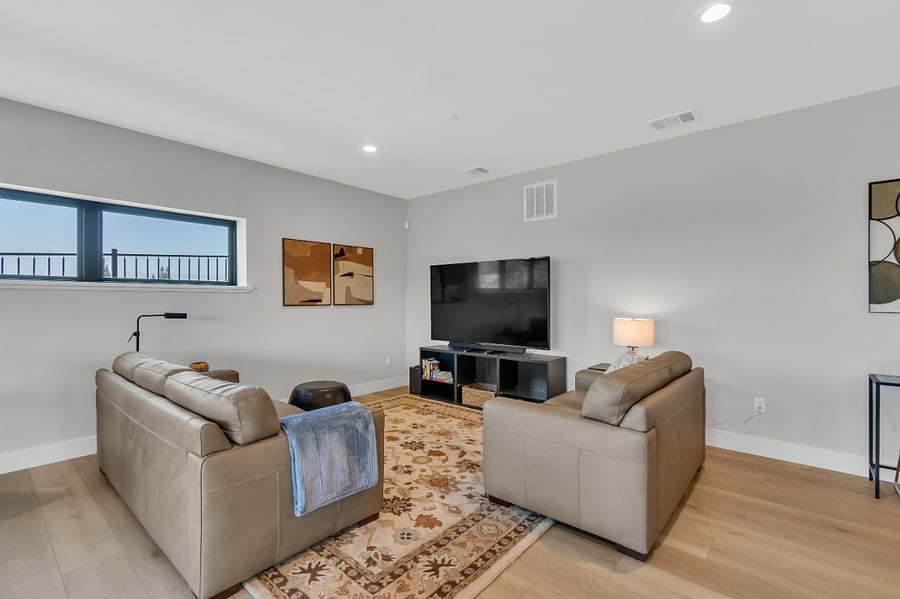 Furnished Finder property 716599_1 photo 17