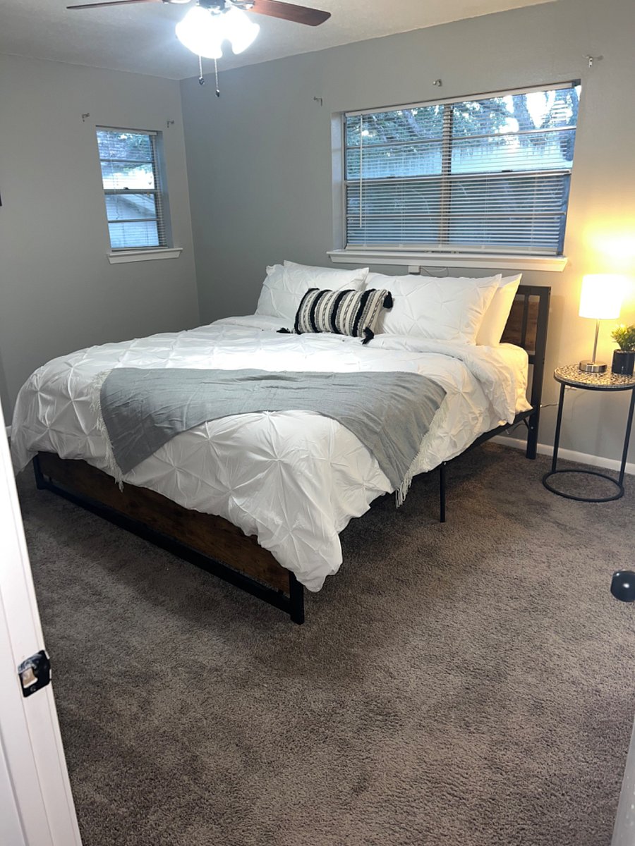 Furnished Finder property 716654_1 photo 9