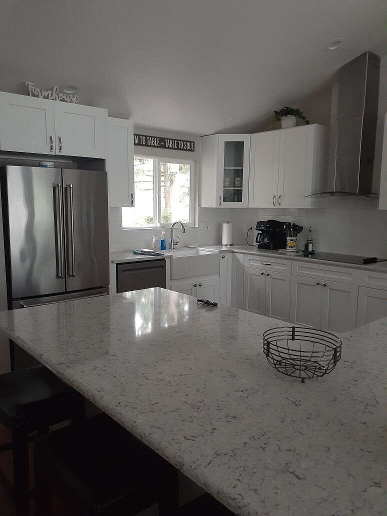 Furnished Finder property 716662_1 photo 17