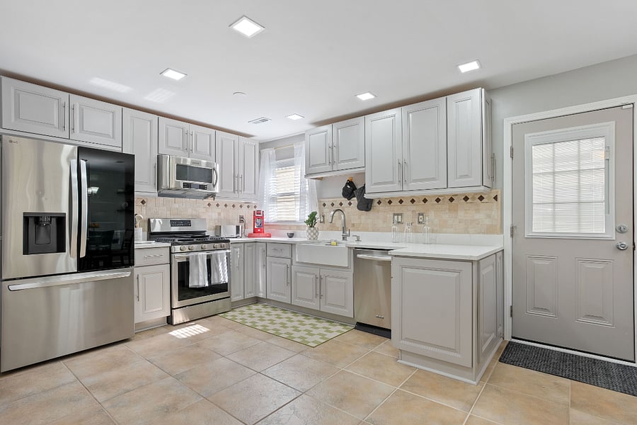 Furnished Finder property 716738_1 photo 17