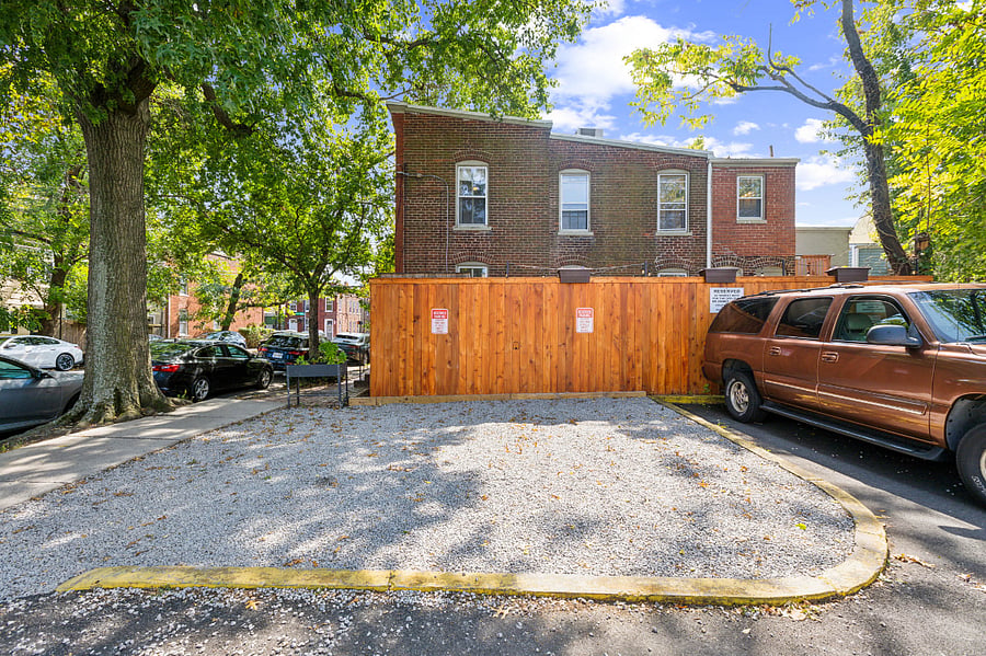 Furnished Finder property 716753_1 photo 3