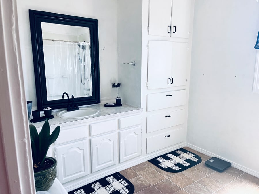 Private bathroom en-suite