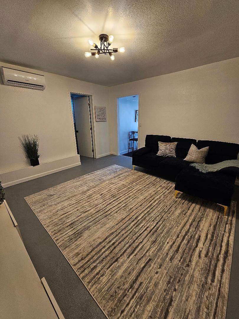 Furnished Finder property 716812_2 photo 7