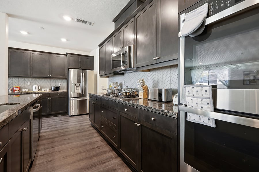 Fully stocked kitchen with all the essentials for your cooking needs!