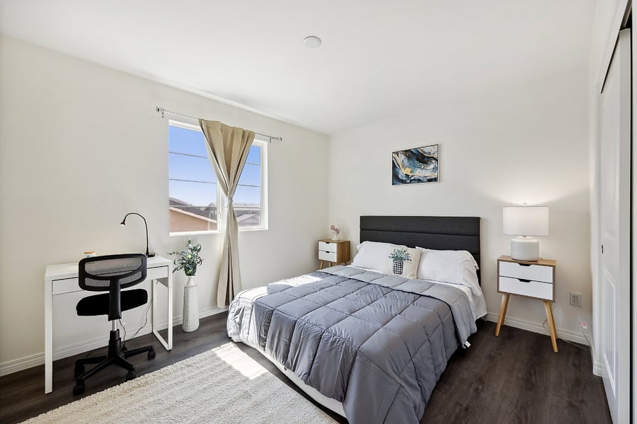 Where comfort meets productivity: the perfect blend of cozy relaxation and focused workspace.