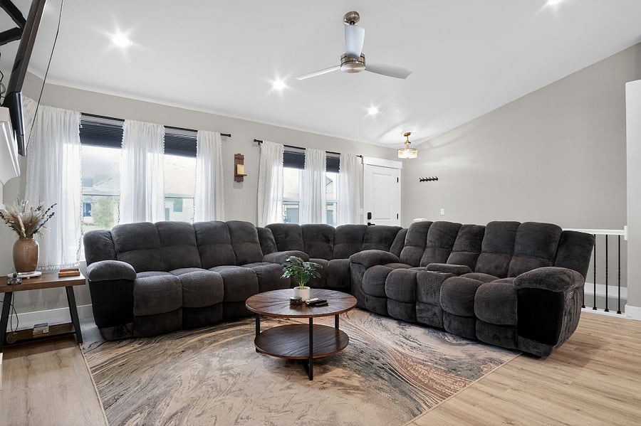 Furnished Finder property 716852_1 photo 3