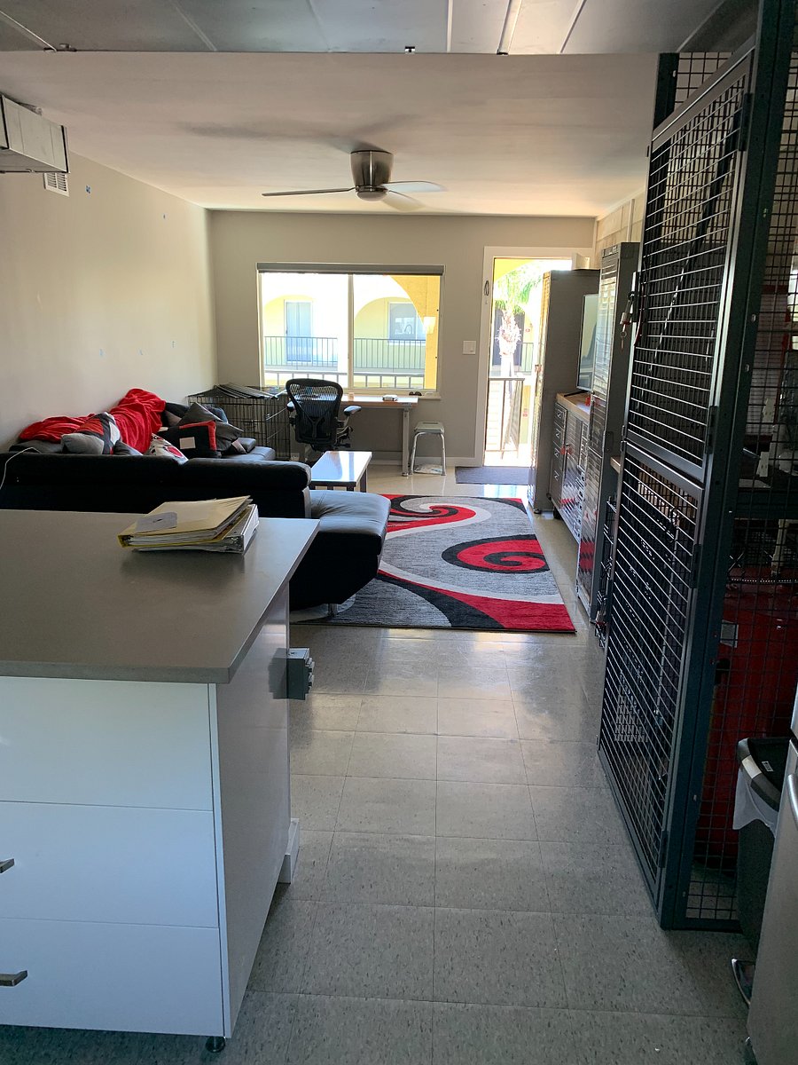 From kitchen area to LR