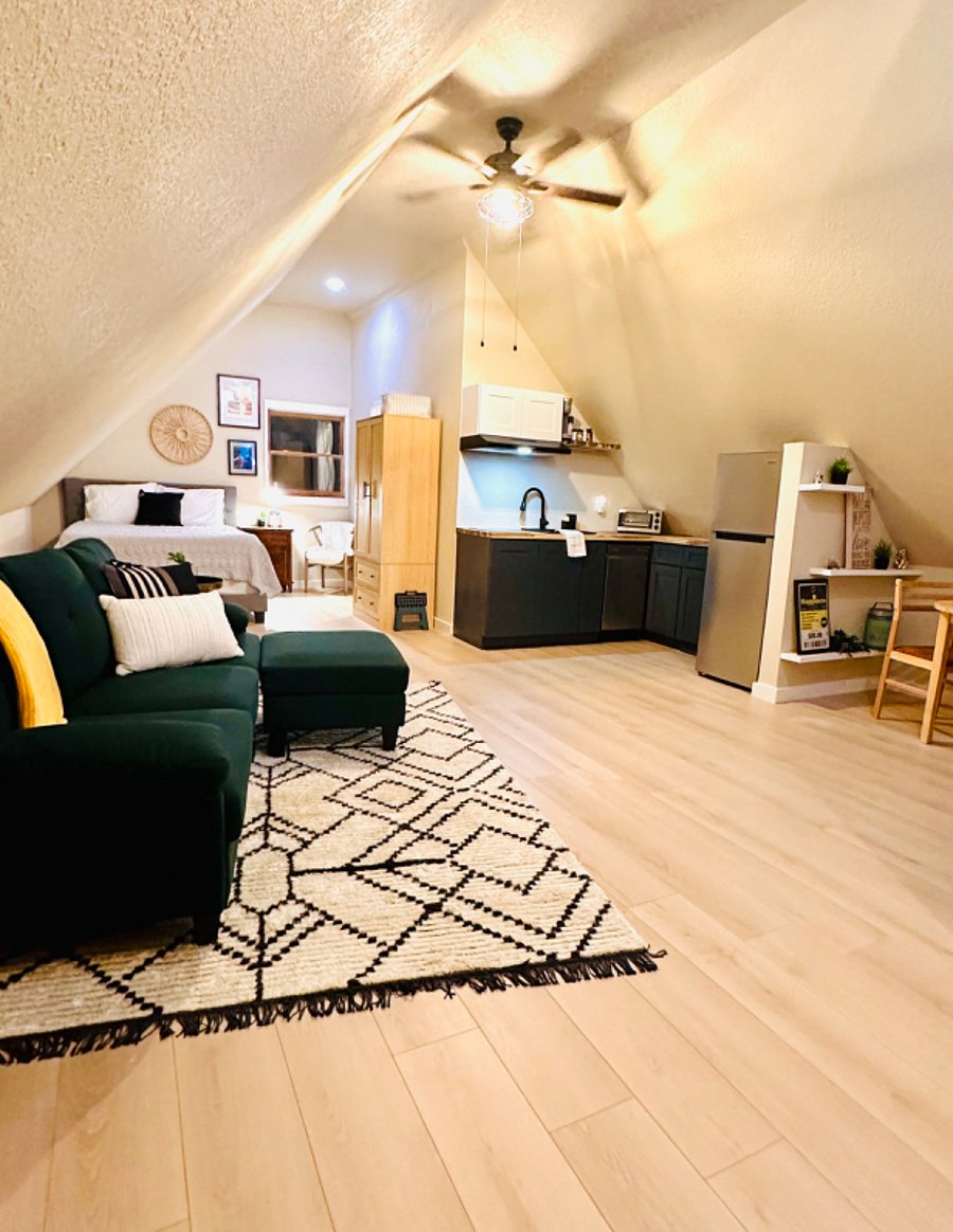 Cute Home Away From Home!
