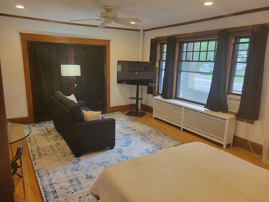Furnished Finder property 716946_1 photo 3