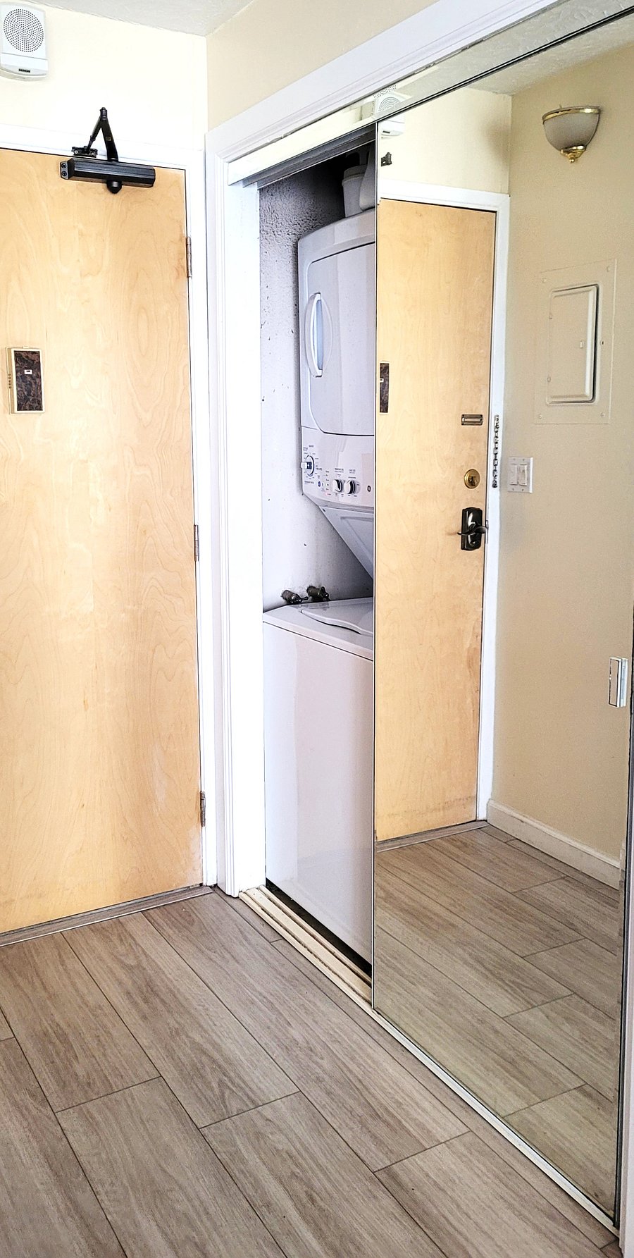 Washer dryer in the unit