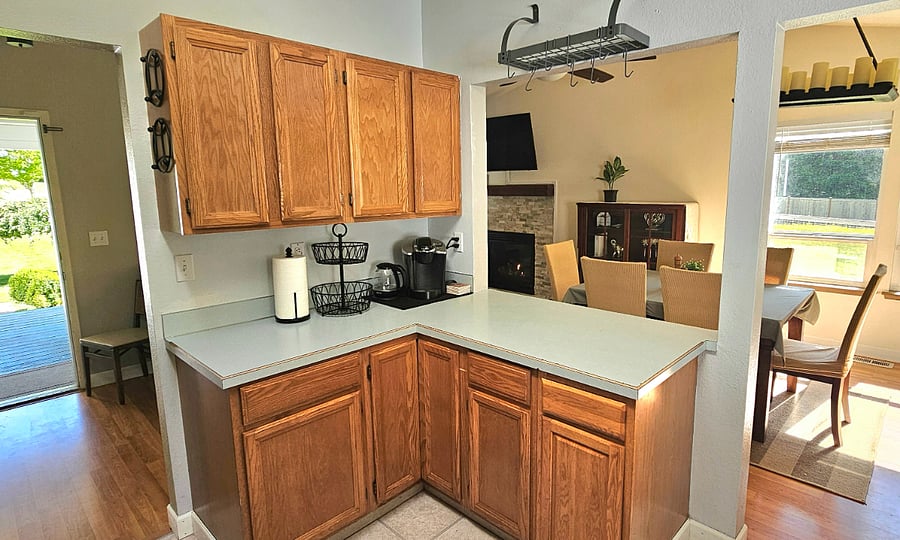 Furnished Finder property 716975_1 photo 9