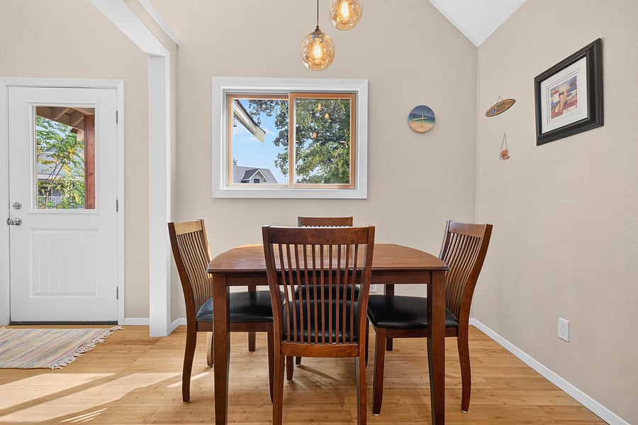 Furnished Finder property 716983_2 photo 27
