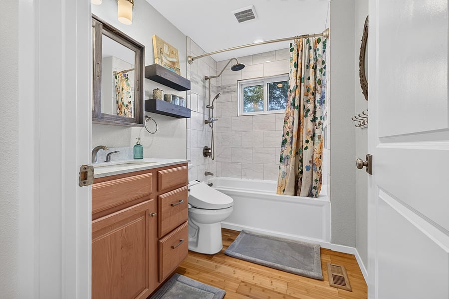 Furnished Finder property 716983_2 photo 35