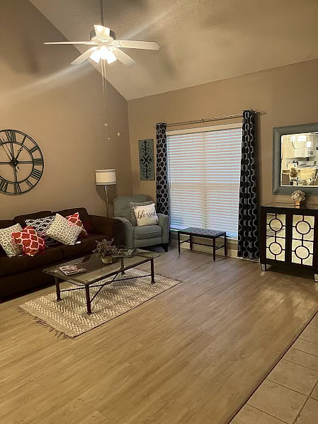 Furnished Finder property 716988_1 photo 10