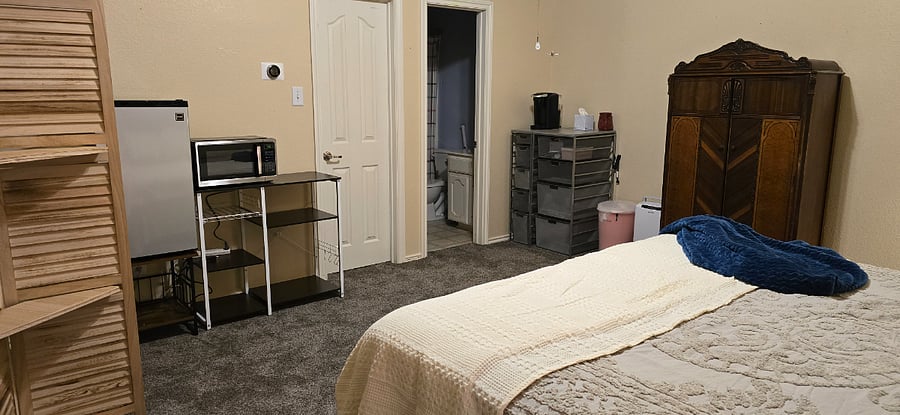 Furnished Finder property 716992_1 photo 4