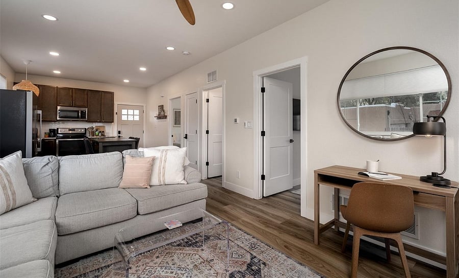 Furnished Finder property 717079_1 photo 11