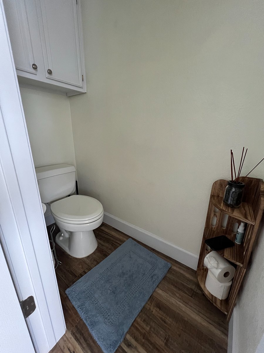 Place to set phone