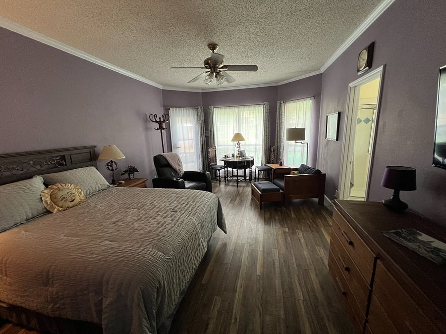 Comfortable Queen Bed