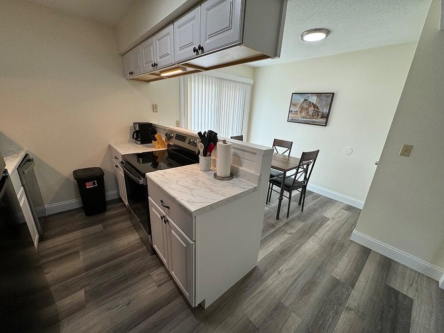 Furnished Finder property 717158_2 photo 5