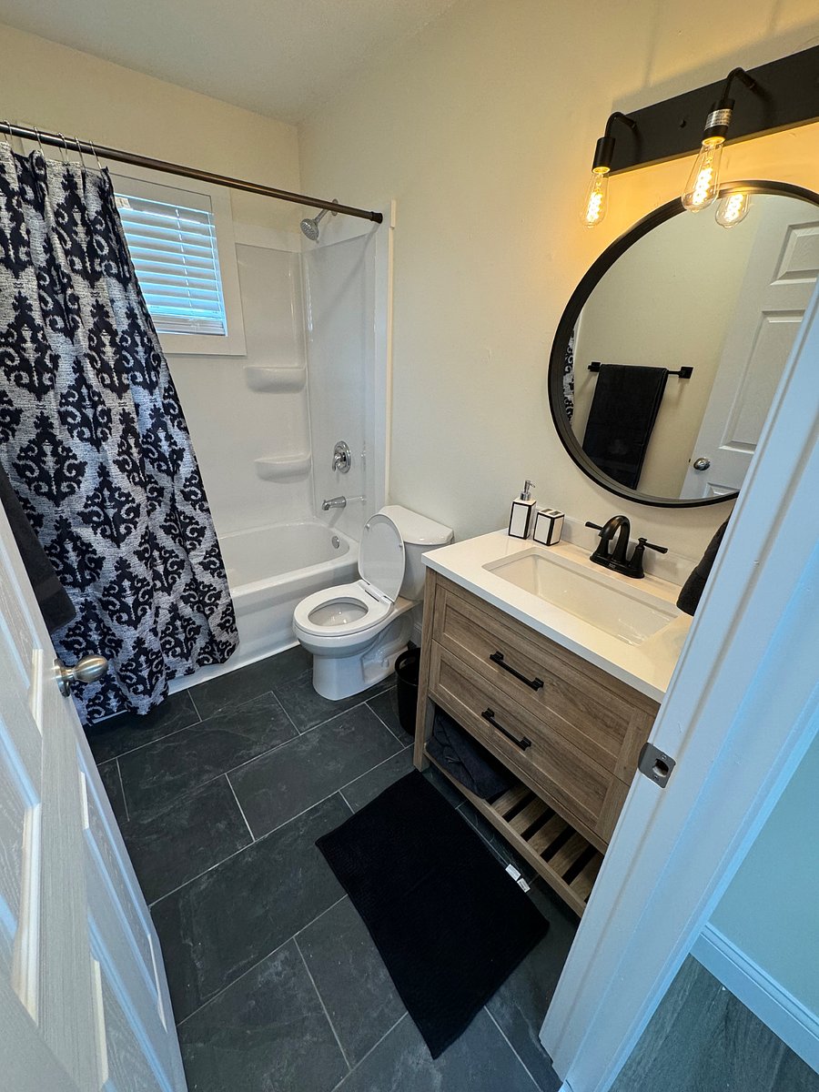 Furnished Finder property 717158_2 photo 9
