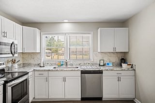 Furnished Finder property 717191_1 photo 10