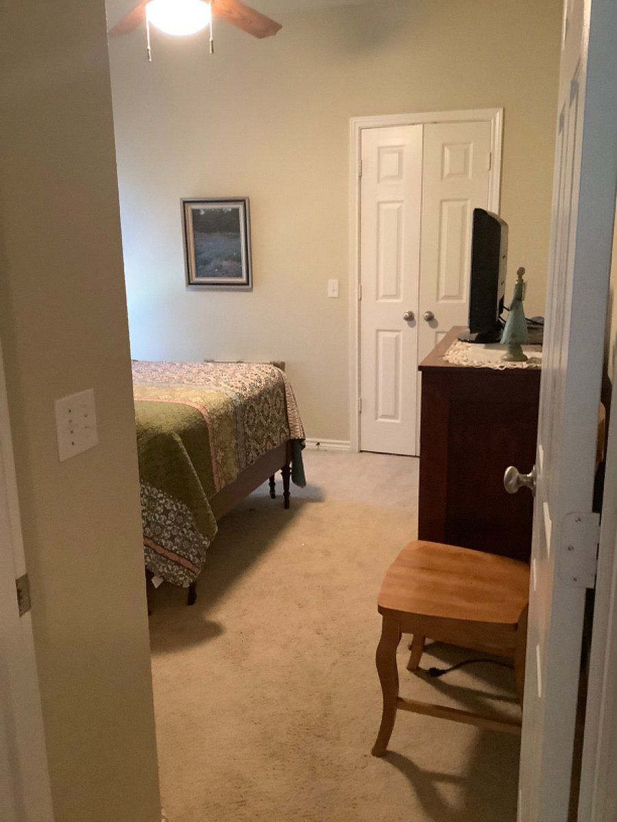 Furnished Finder property 717204_1 photo 2