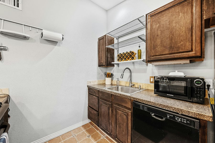 Furnished Finder property 717249_1 photo 12