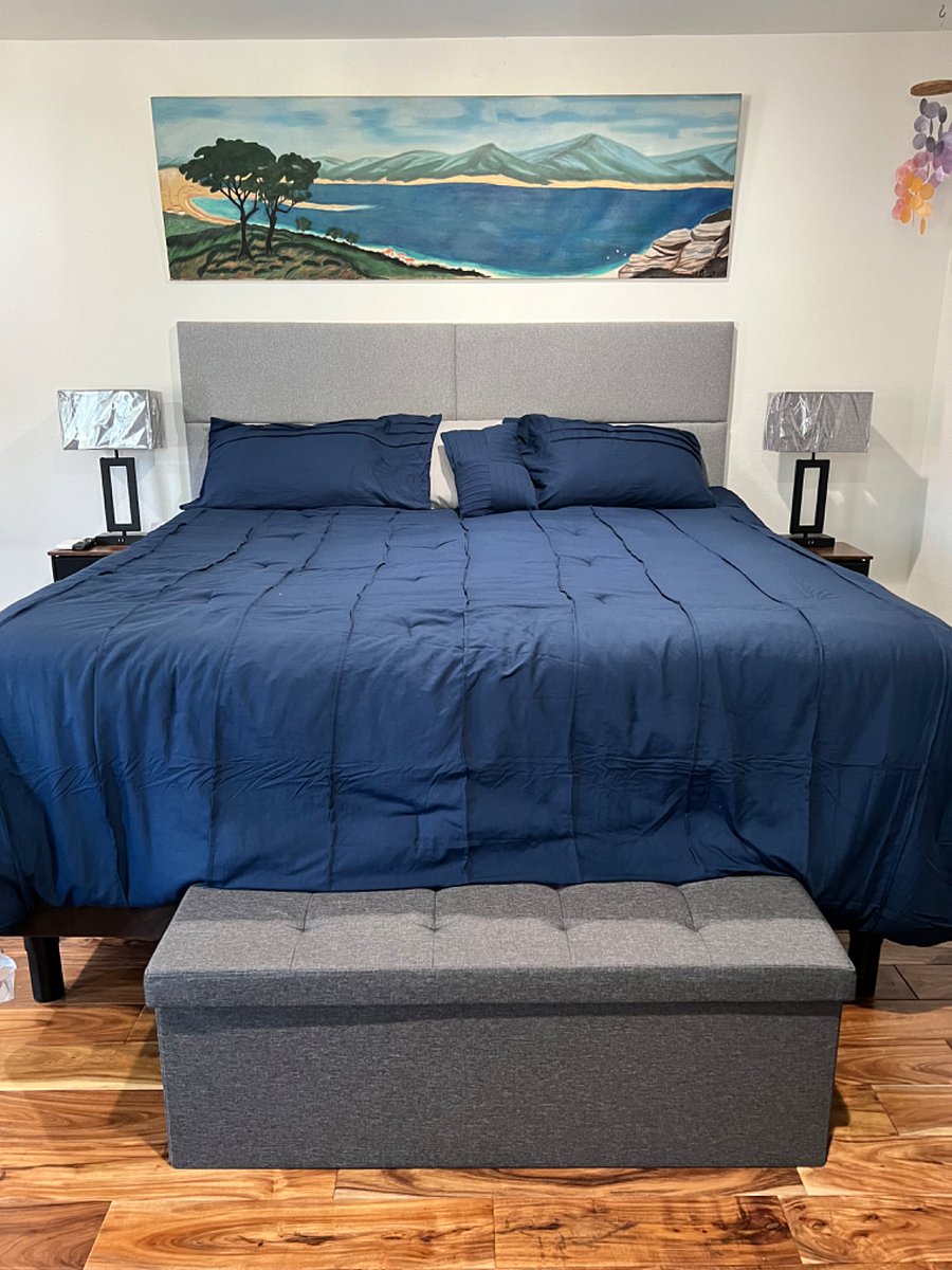 King sized bed - dual adjustable head and foot of bed 