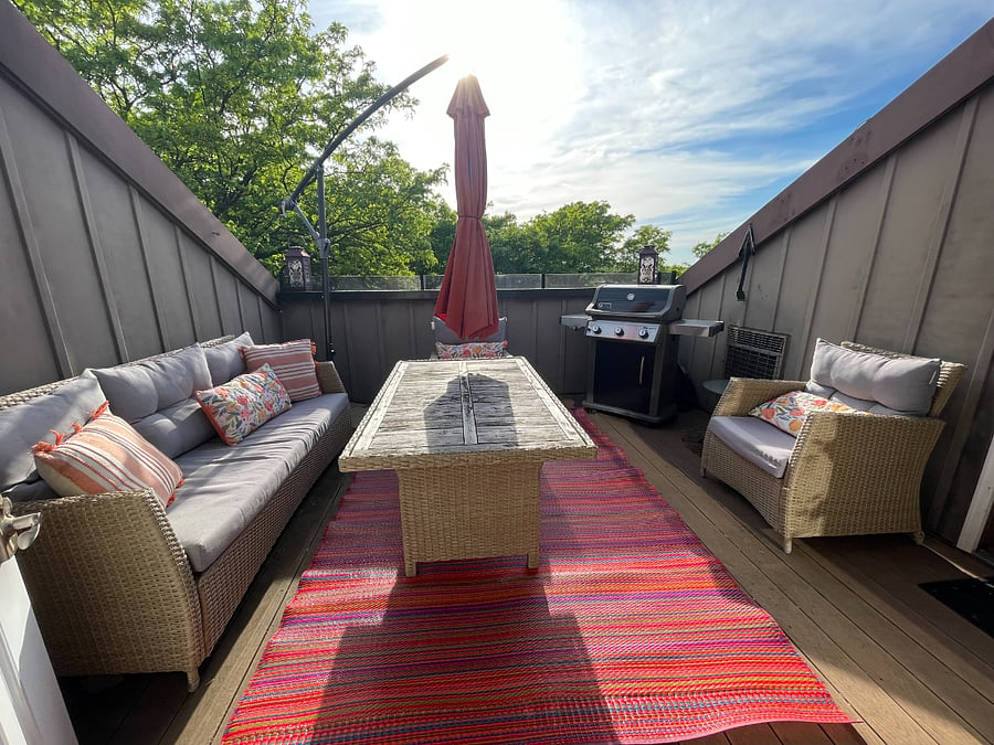 Patio - Looks in to Sun Inn Courtyard
