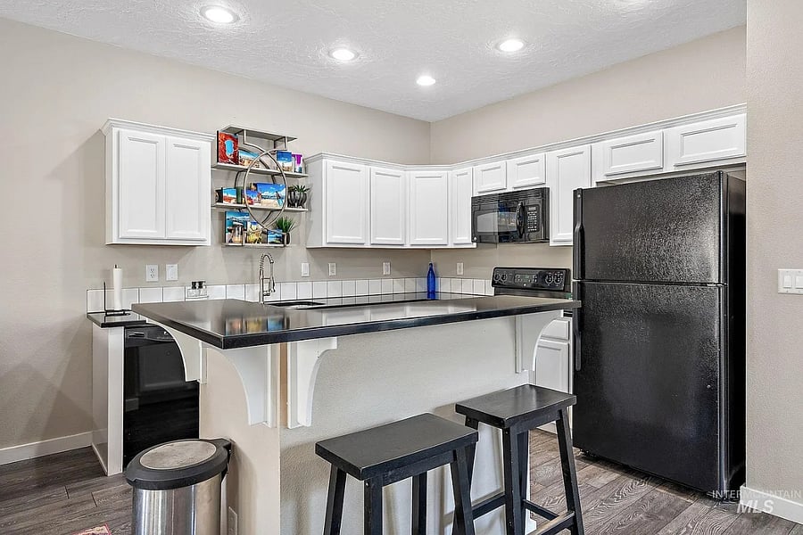 Furnished Finder property 717373_1 photo 30