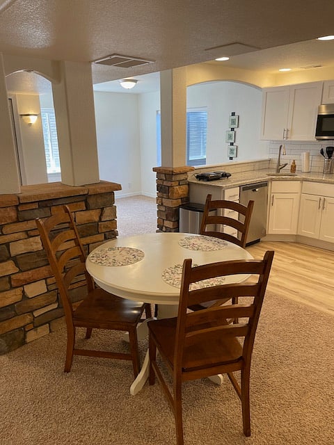 Furnished Finder property 717387_1 photo 4