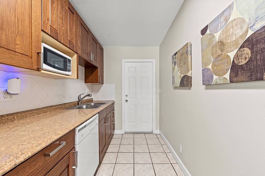 Furnished Finder property 717418_1 photo 12