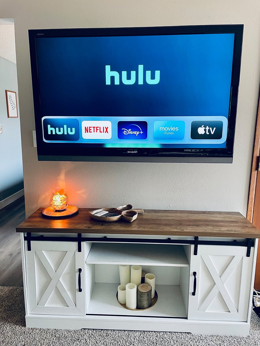 60" TV in the living room setup with apple TV.
Second TV in King room also setup with apple TV