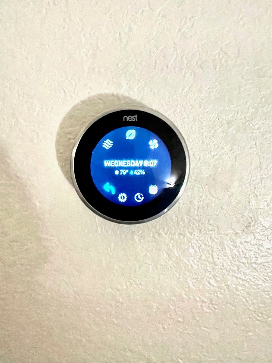 Nest thermostat
