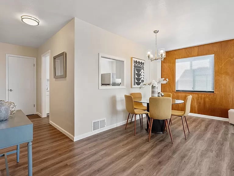 Furnished Finder property 717560_1 photo 13