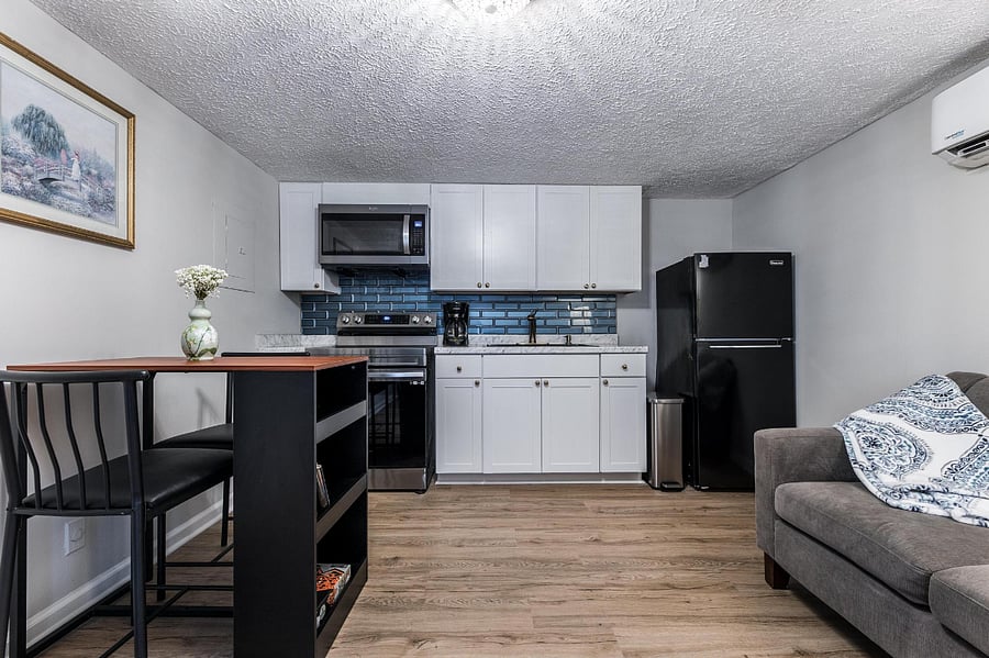 Furnished Finder property 717593_1 photo 1