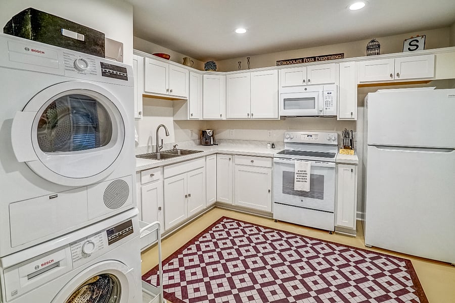 Furnished Finder property 717609_1 photo 18