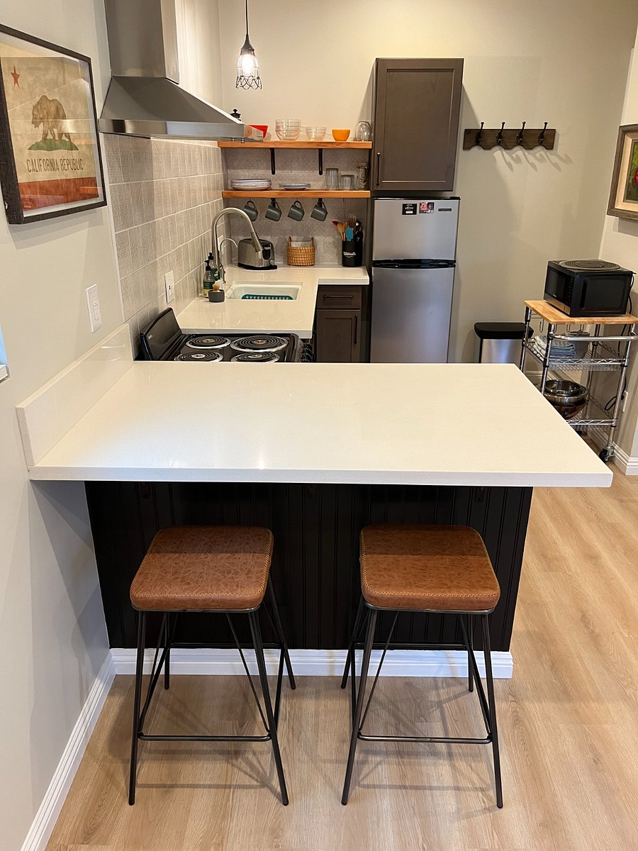 Dining counter.