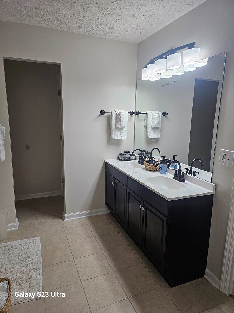 Furnished Finder property 717630_1 photo 13