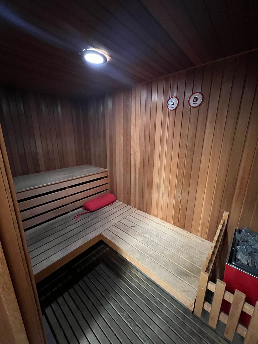 Sauna - Fitness Center