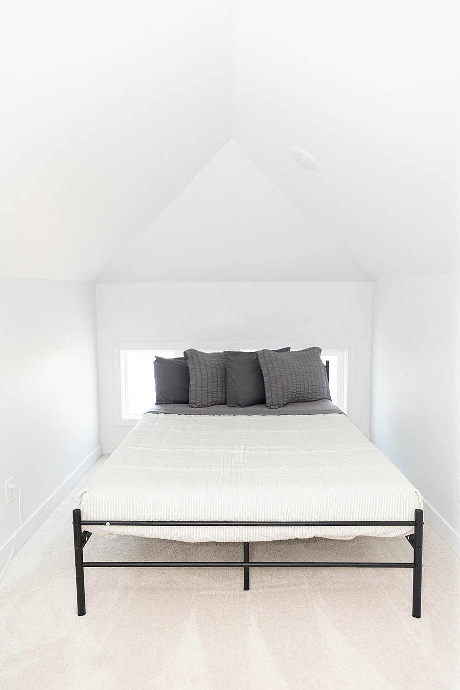 Furnished Finder property 717680_1 photo 9