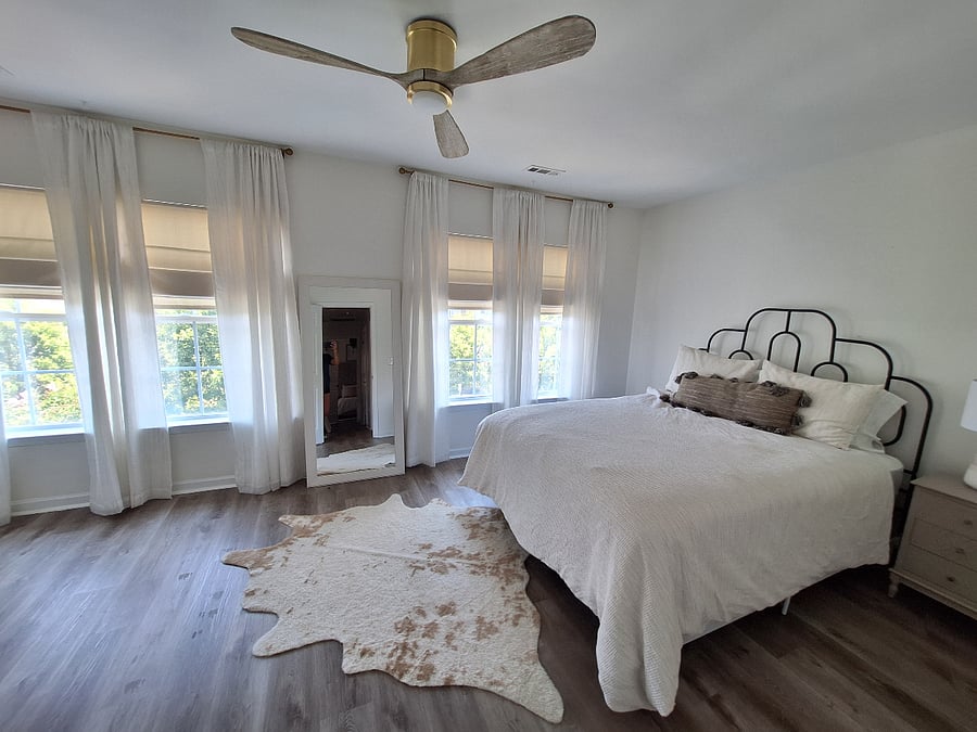 Guest Bedroom with Queen Bed