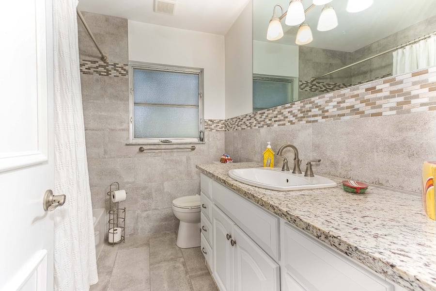 Guest Bathroom has shower & Tub