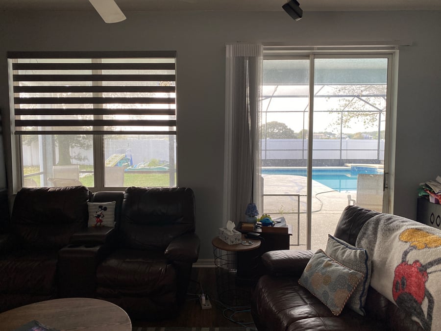 Pool and lanai off family room