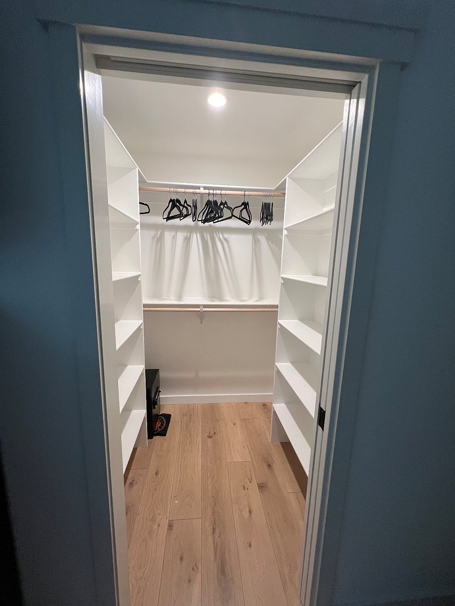 Furnished Finder property 718018_1 photo 16