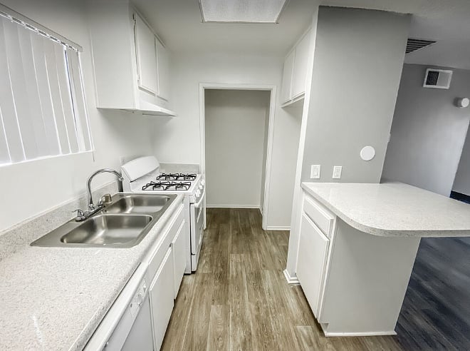 Furnished Finder property 718019_1 photo 3